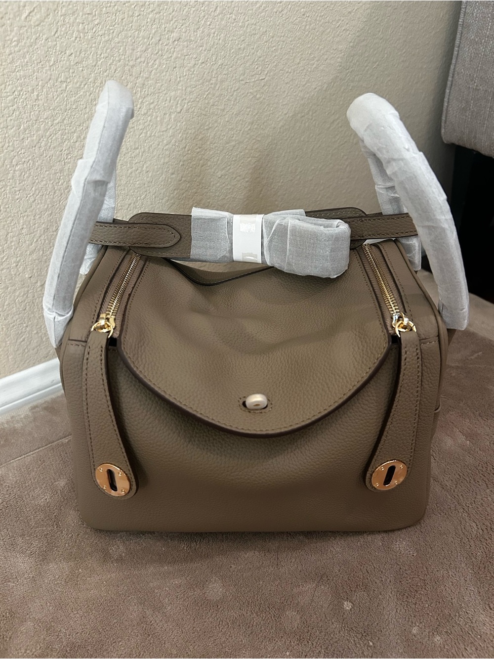 26cm Etaupe Pillow Bag